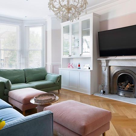 Villa Dream House London With Gym, Cinema And Housekeeper Stadtteil Stadtteil Ealing Exterior foto