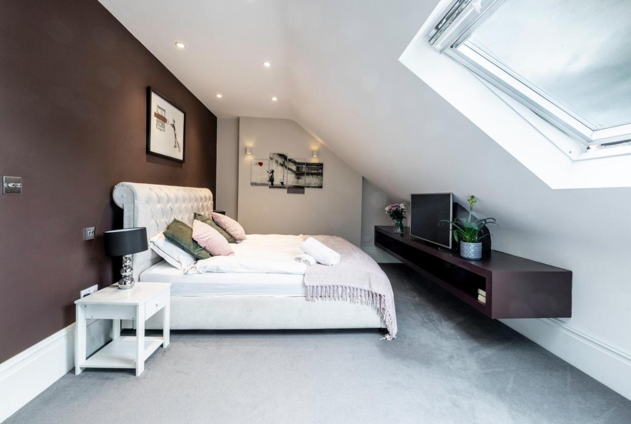 Villa Dream House London With Gym, Cinema And Housekeeper Stadtteil Stadtteil Ealing Exterior foto